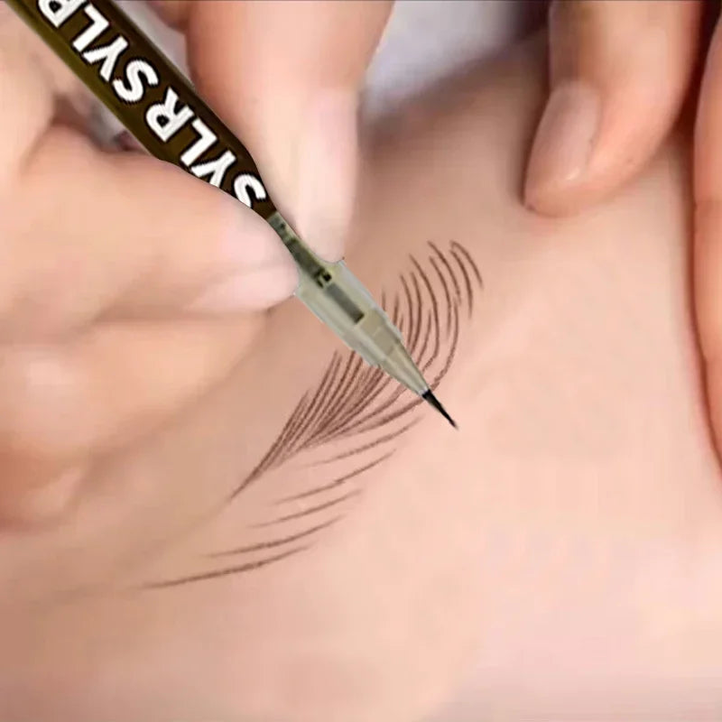 Crayon à sourcils liquide ultra fin de 0,008 mm. Plusieurs coloris dispo